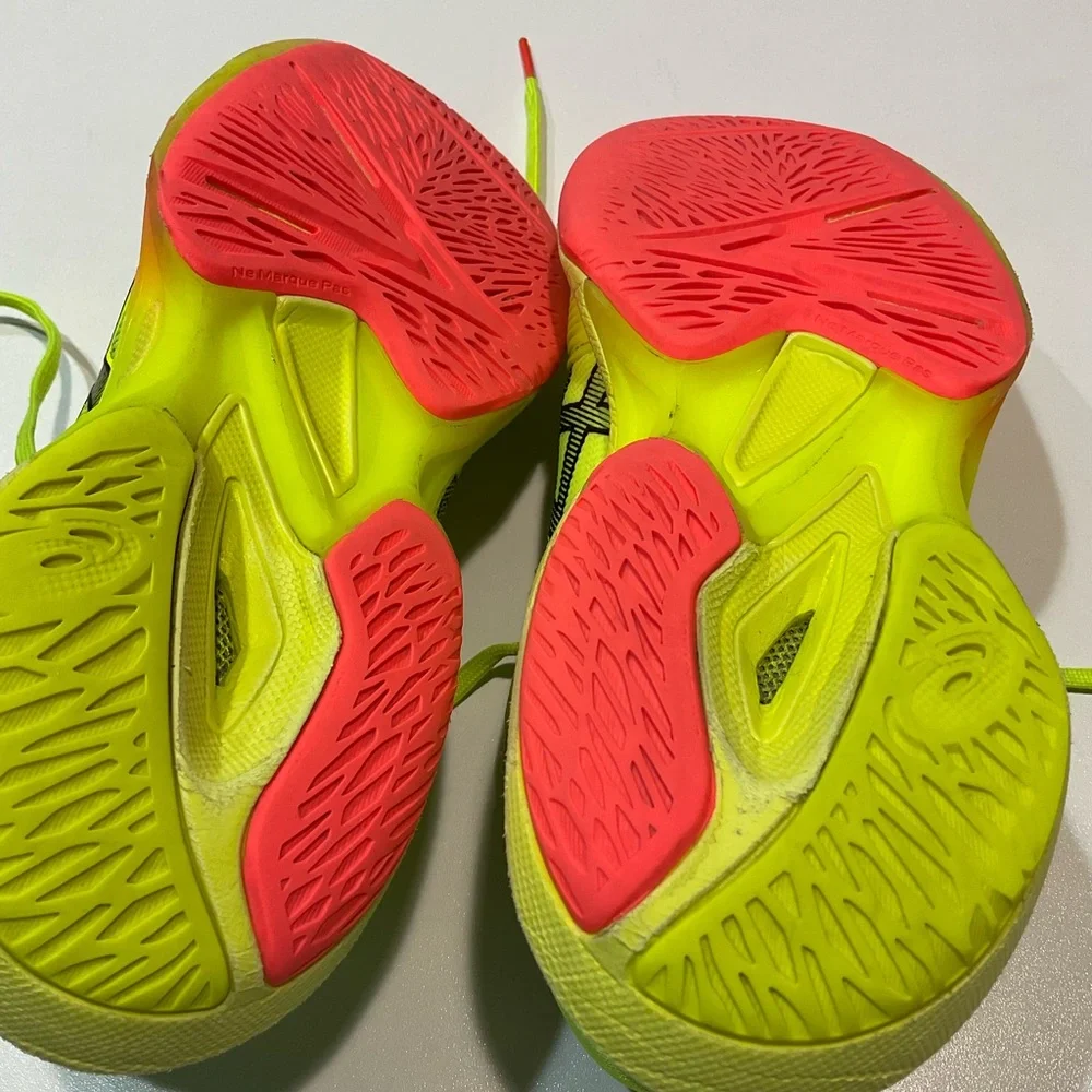 🌼🌼ASICS  Girl’s Athletic Shoes, Size 7